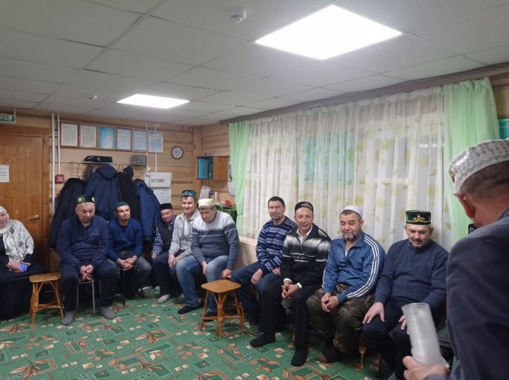 Комзаводлылар  вәгазь кичәсенә җыелган (+фото)