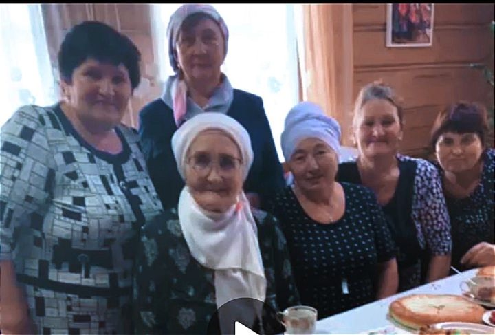 Укучыларым яшьлеккә алып кайтты