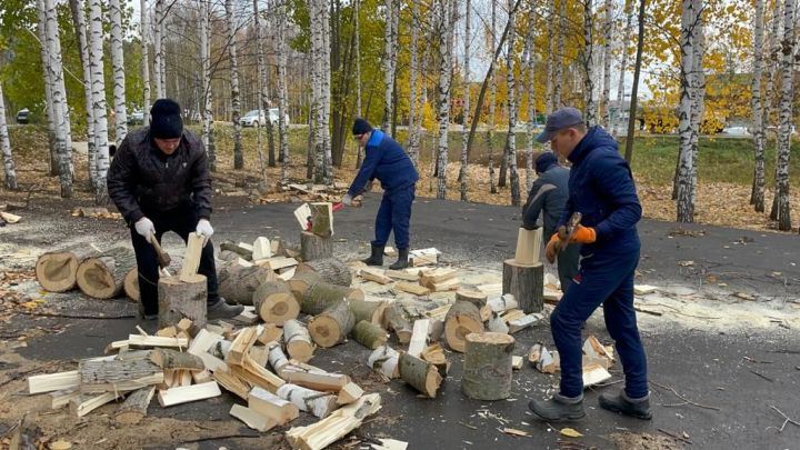 Мобилизация буенча хәрби хезмәткә чакырылганнарның гаиләләренә ярдәм итү дәвам итә (фото)