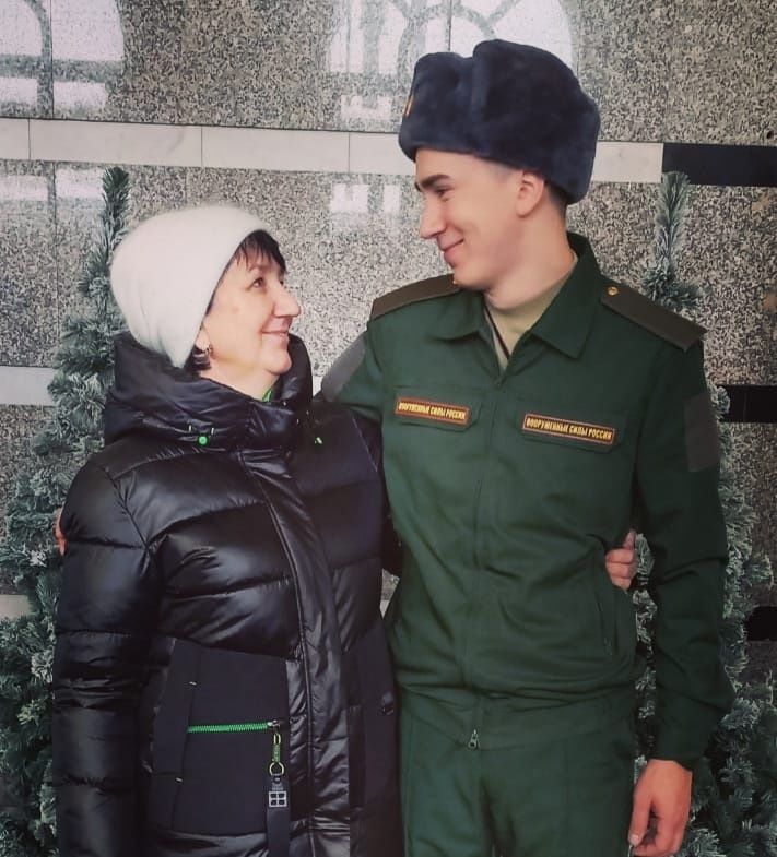 Солдат әнисенең күңелендә ниләр бар?