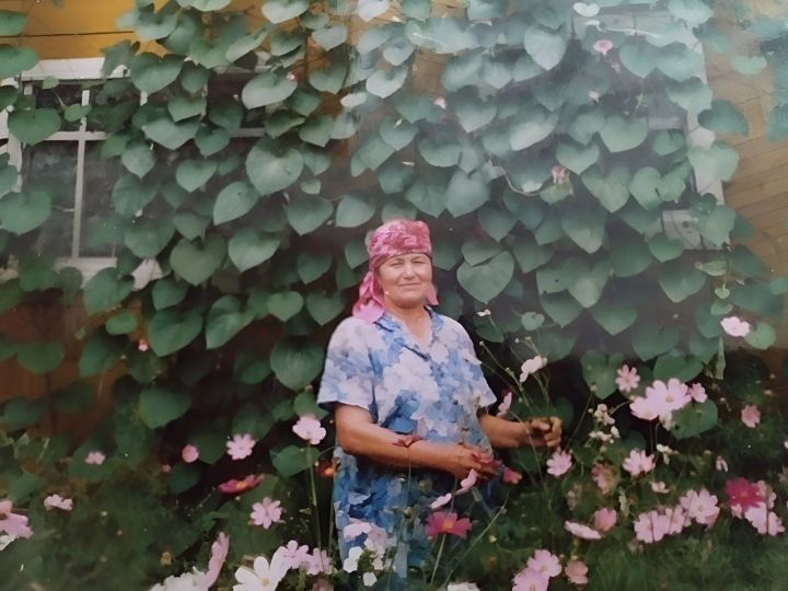 «Икенче көнне Бөрбаш зиратында ике яңа кабер барлыкка килә...»