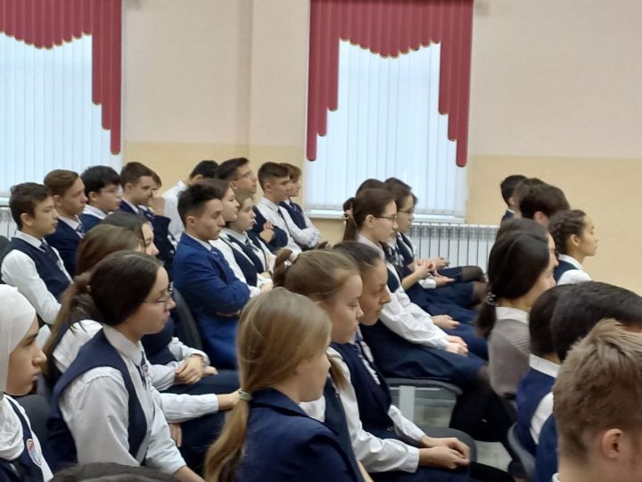Балтач студентлары 100 балл серләрен ачты (фото, видео)