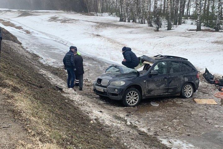 КОТОЧКЫЧ: Татарстанда җиңел машина зур йөк автомобиленә килеп бәрелгән, хатын-кыз һәлак
