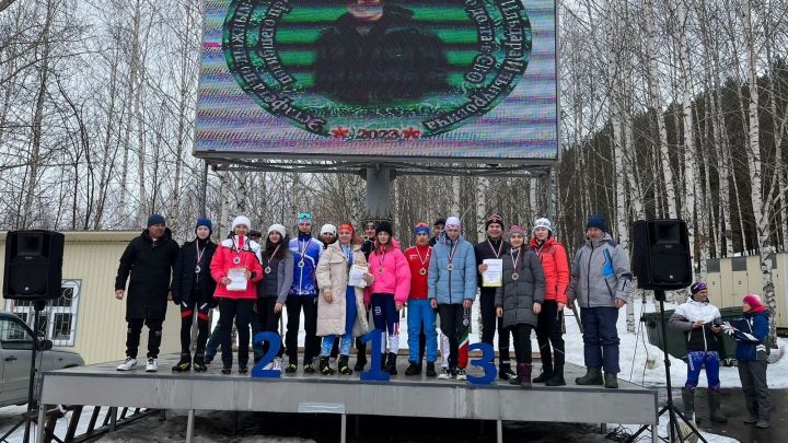Махсус операция вакытында батырларча һәлак булган Галиев Илдар Ильнурович истәлегенә чаңгы узышлары буенча эстафета узды (фото)