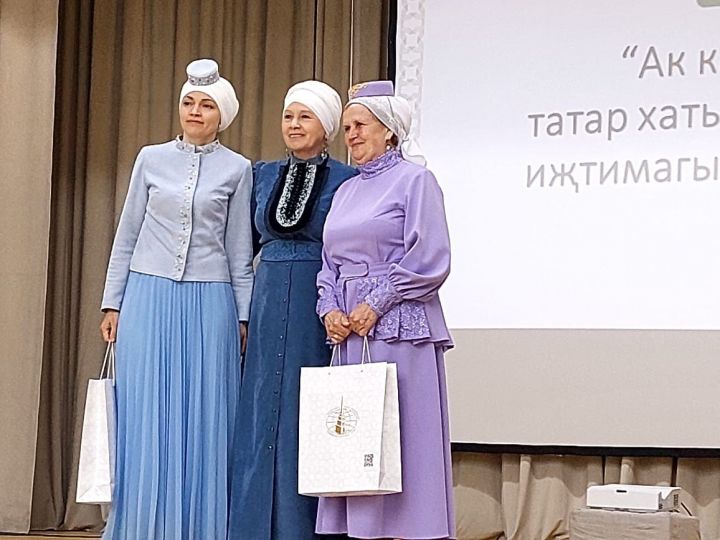Райондашларыбыз бүләкләнде (фото)