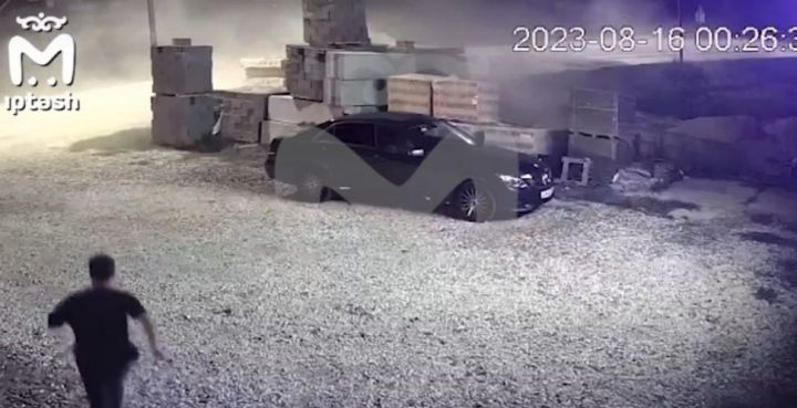 Арчада 21 яшьлек егет, баласы булачагын белгәч, бетон блокларга бәрелеп үлгән