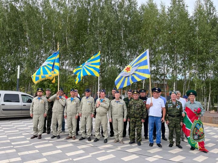 Балтачта хәрби — һава көчләре көне уңаеннан үткәрелгән чарадан фоторепортаж