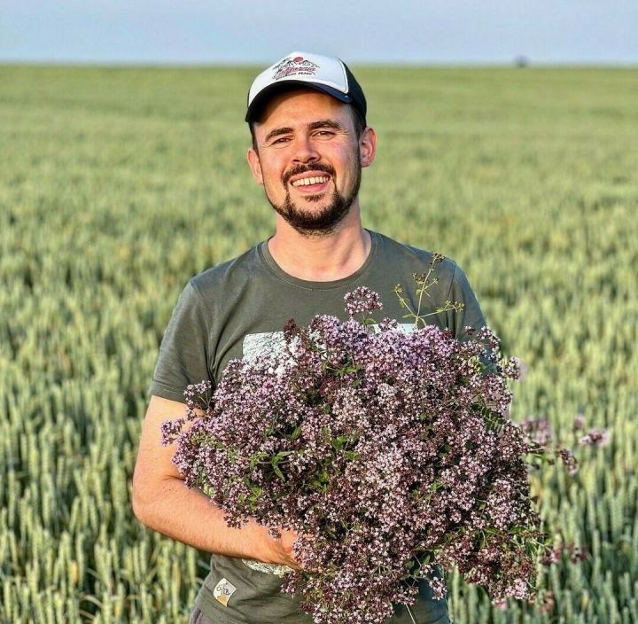 «ФГДСта яшь табиб эләкте. Шлангасын тыкты, тик... » — Ирек Фатыйховны куркытканнар