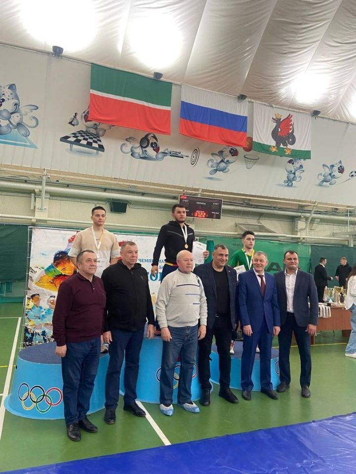 Рәнис белән Илгизәр Казан шәһәре беренчелегеннән җиңү белән кайтты