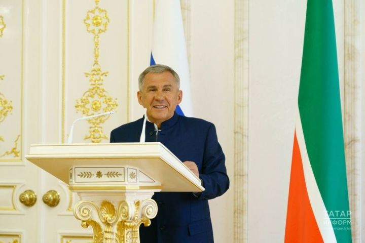 ПОЗДРАВЛЕНИЕ Раиса Республики Татарстан Р. Н. Минниханова с праздником Пасхи