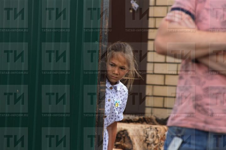 «Әле генә күршеләрем кереп, әйтмәгәнне калдырмадылар. Йөрәгем дөп-дөп сикерә»