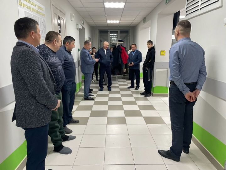 Арча аграр-сәнәгать һөнәр көллиятенең 2нче филиалына кемнәр килгән?