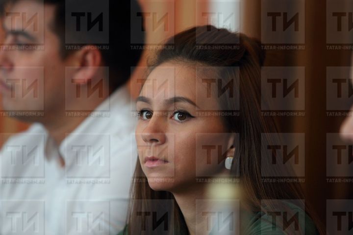 Гөлсирин Абдуллина: «Пычрак сүзләрегез белән сындыра алмассыз!»