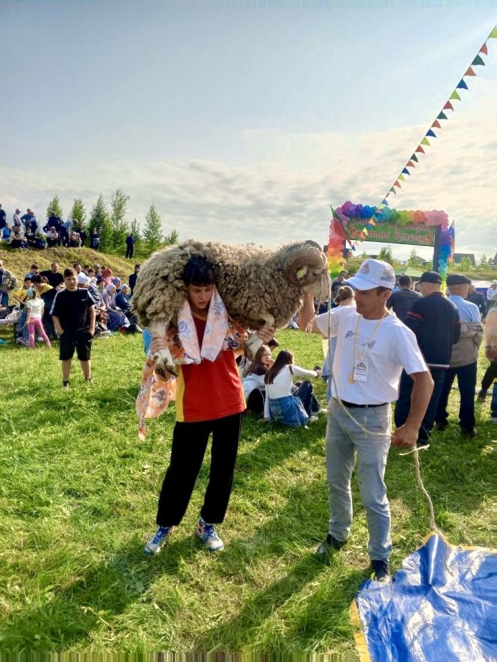 Вань удмурт егитъёс пӧлын сыӵеосыз но