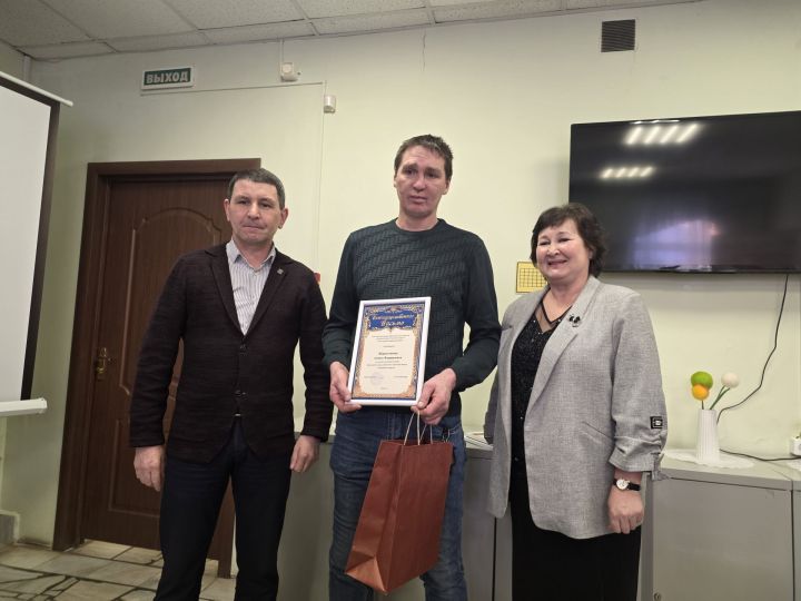 Яңгулдан махсус  хәрби операция ветераны сумаладан әйберләр ясый