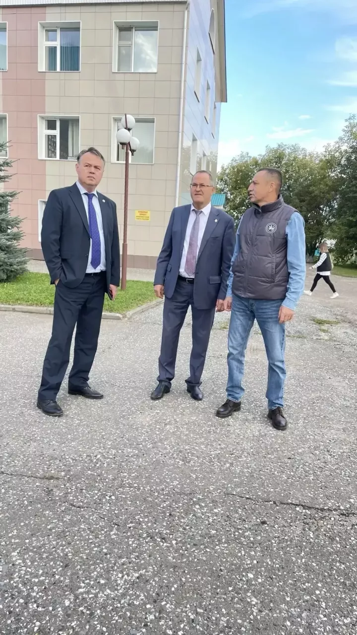 Сәламәтлек саклау министры Альмир Рашит улы Абашев районыбызда эшлекле сәфәр белән