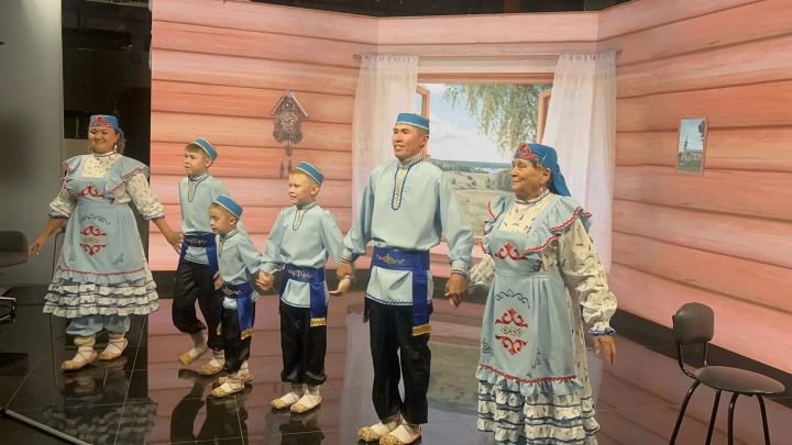 Закировлар гаиләсе «Буыннан-буынга» тапшыруында катнашты