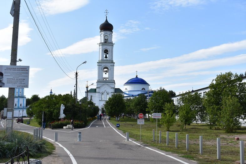 Коллектив белән экскурсиядә... (фоторепортаж)