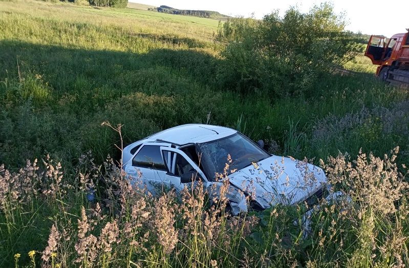 Машина главы Балтаси. Ильнур Галиев Балтаси ДТП. Айгулььхайруллина Балтаси ВК.