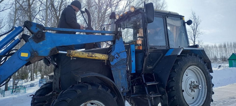 Арборда авыл хуҗалыгы техникалары техник күзәтү узды