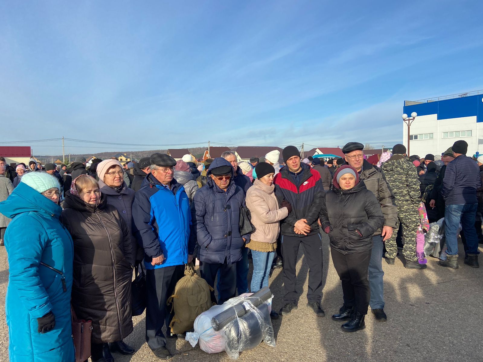 Балтачта тагын бер төркем мобилизацияләнүче ир-егетләрне озаталар (+фото, видео)