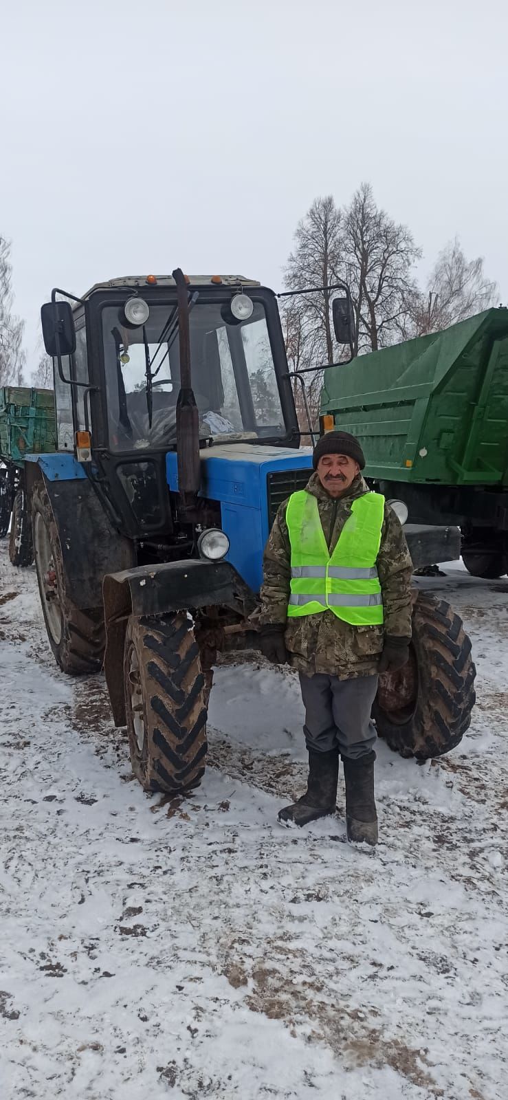 "Сосна"лыларның техникасы язгы кыр эшләрен тулы әзерлектә көтә (+бик күп фото)&nbsp;