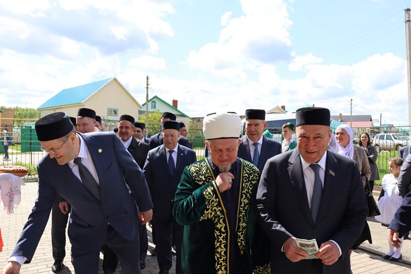 Балтачта узган туган телләрне саклау һәм үстерүдә милли мәгариф, мәдәният, социаль өлкәләрдәге эшчәнлек буенча зональ семинар-киңәшмәдән фотомизгелләр