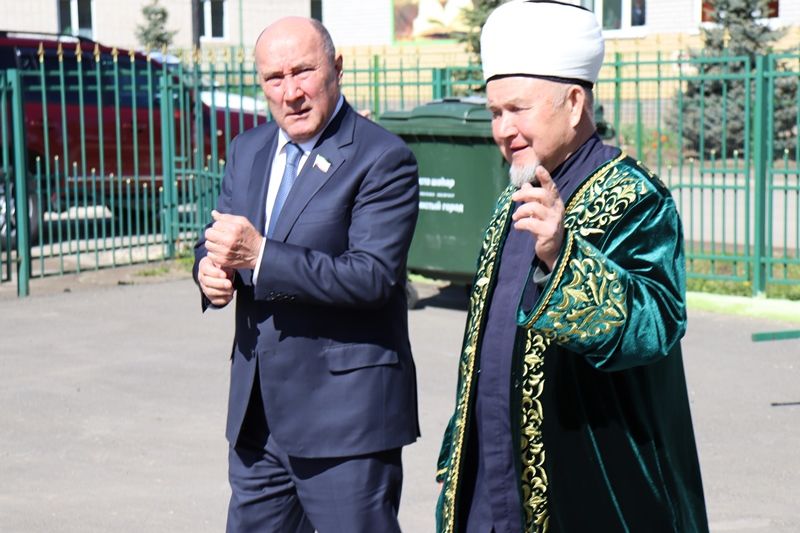 Балтачта узган туган телләрне саклау һәм үстерүдә милли мәгариф, мәдәният, социаль өлкәләрдәге эшчәнлек буенча зональ семинар-киңәшмәдән фотомизгелләр