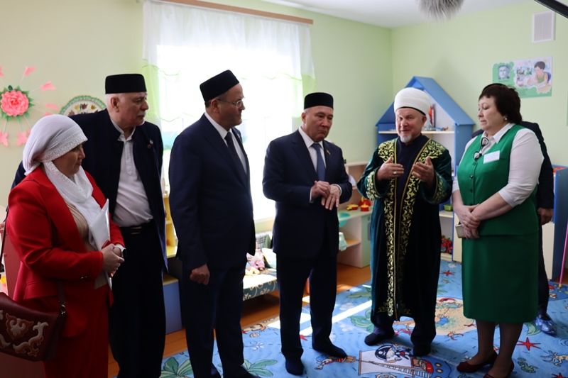 Балтачта узган туган телләрне саклау һәм үстерүдә милли мәгариф, мәдәният, социаль өлкәләрдәге эшчәнлек буенча зональ семинар-киңәшмәдән фотомизгелләр