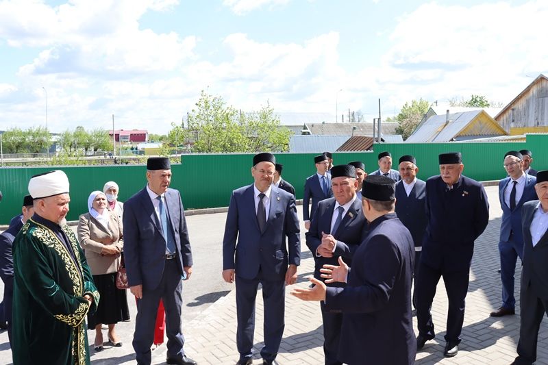 Балтачта узган туган телләрне саклау һәм үстерүдә милли мәгариф, мәдәният, социаль өлкәләрдәге эшчәнлек буенча зональ семинар-киңәшмәдән фотомизгелләр