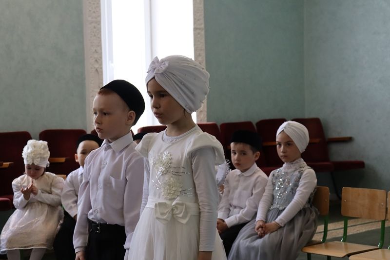 Балтачта узган туган телләрне саклау һәм үстерүдә милли мәгариф, мәдәният, социаль өлкәләрдәге эшчәнлек буенча зональ семинар-киңәшмәдән фотомизгелләр