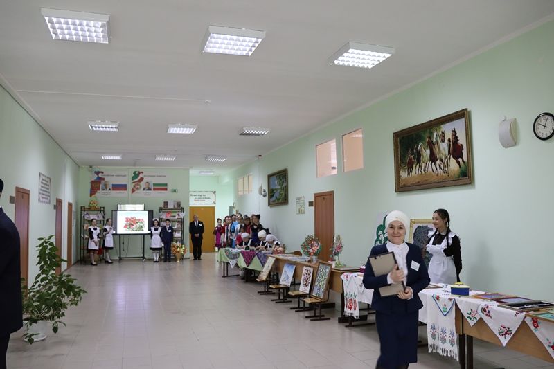 Балтачта узган туган телләрне саклау һәм үстерүдә милли мәгариф, мәдәният, социаль өлкәләрдәге эшчәнлек буенча зональ семинар-киңәшмәдән фотомизгелләр