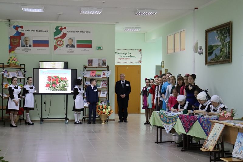 Балтачта узган туган телләрне саклау һәм үстерүдә милли мәгариф, мәдәният, социаль өлкәләрдәге эшчәнлек буенча зональ семинар-киңәшмәдән фотомизгелләр