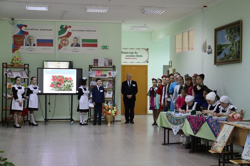 Балтачта узган туган телләрне саклау һәм үстерүдә милли мәгариф, мәдәният, социаль өлкәләрдәге эшчәнлек буенча зональ семинар-киңәшмәдән фотомизгелләр