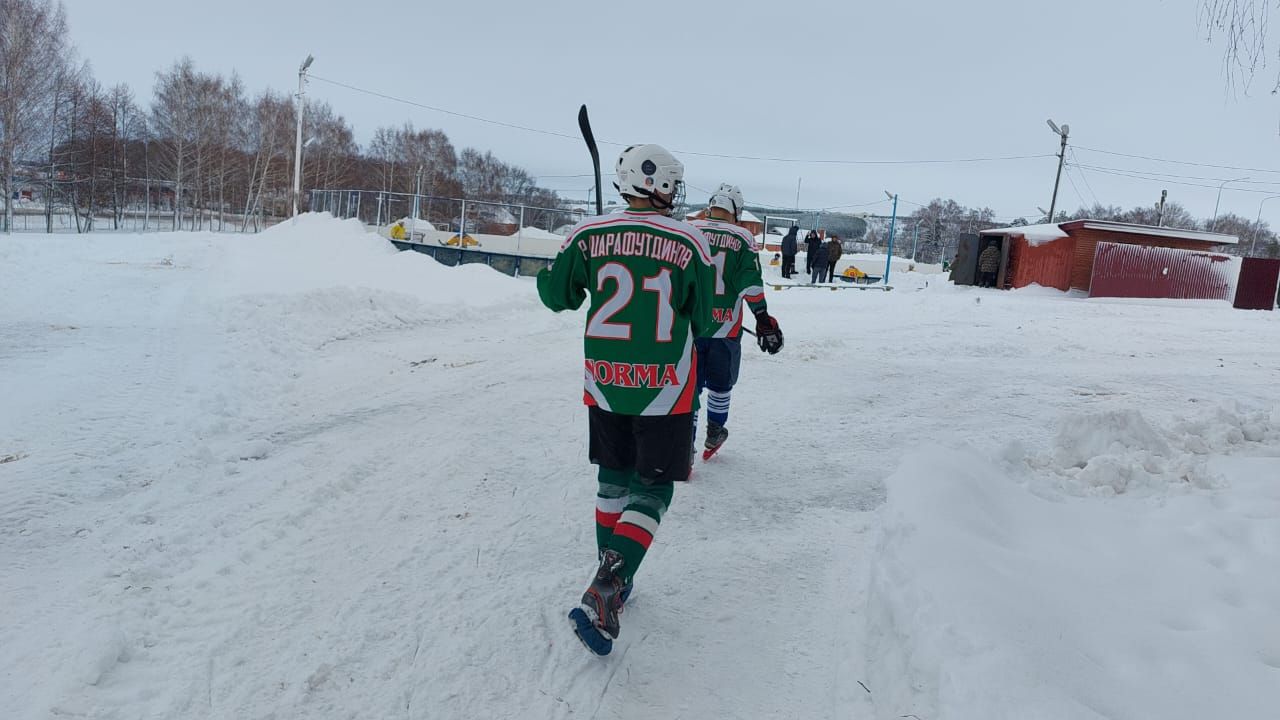 «Хезмәт» призына хоккей башланды (+фото)