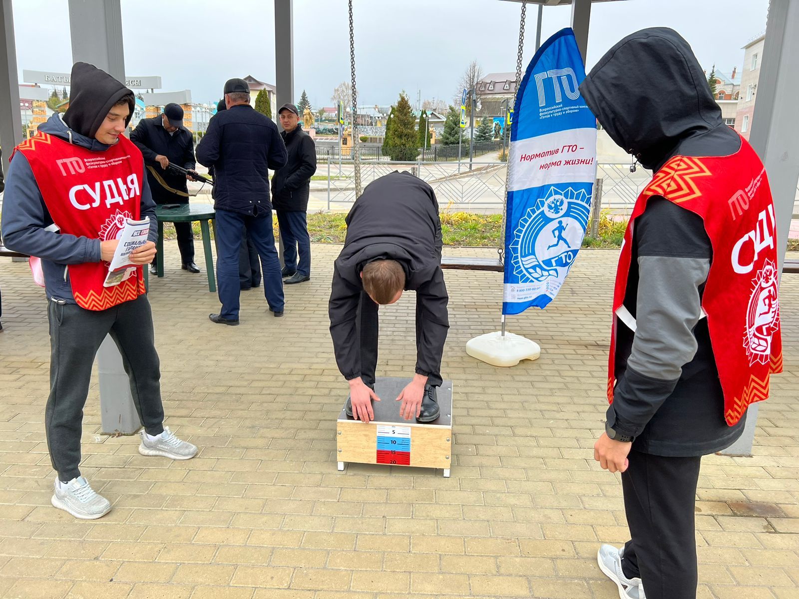 Балтачлылар актив рәвештә «ВСЕ СВОИ»  патриотик акциясенә кушылды (фото)