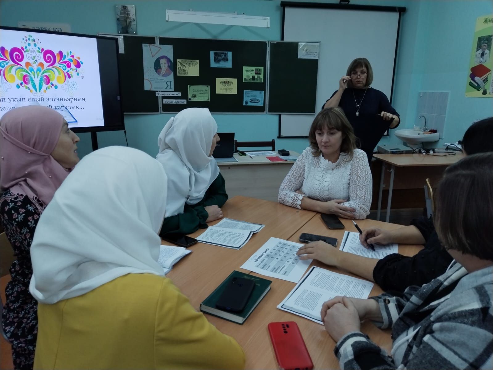 «Китап укып елый алганнарның күңелендә булмый каралык», ди Балтач мәктәбе әниләре (фото)