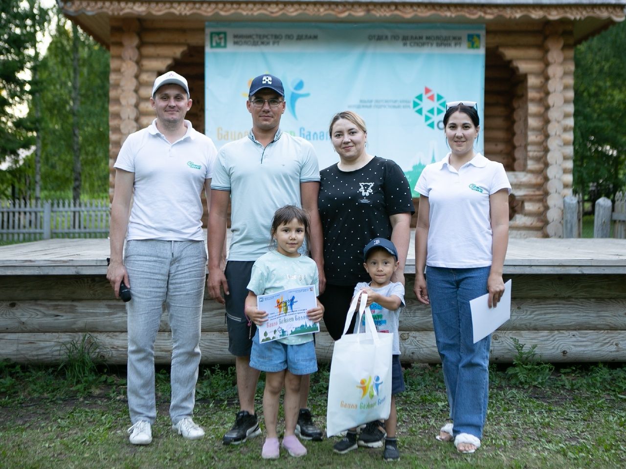 Балтач гаиләләре каршылыклар аша узды (фото)