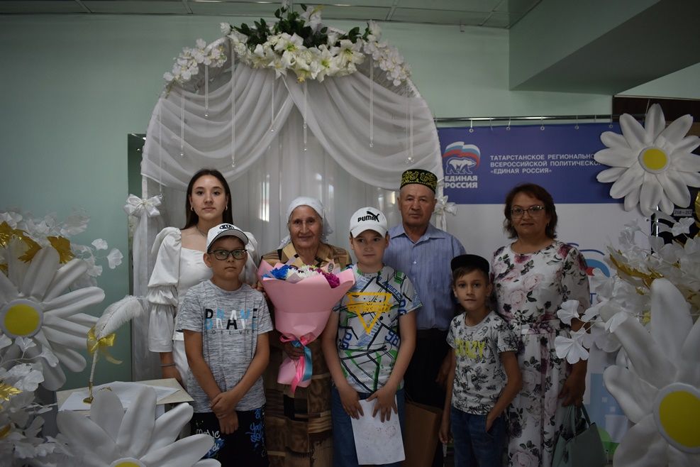 Балтачта 50 ел бергә матур тормыш корган 50 парны хөрмәтлиләр (бик күп фото)