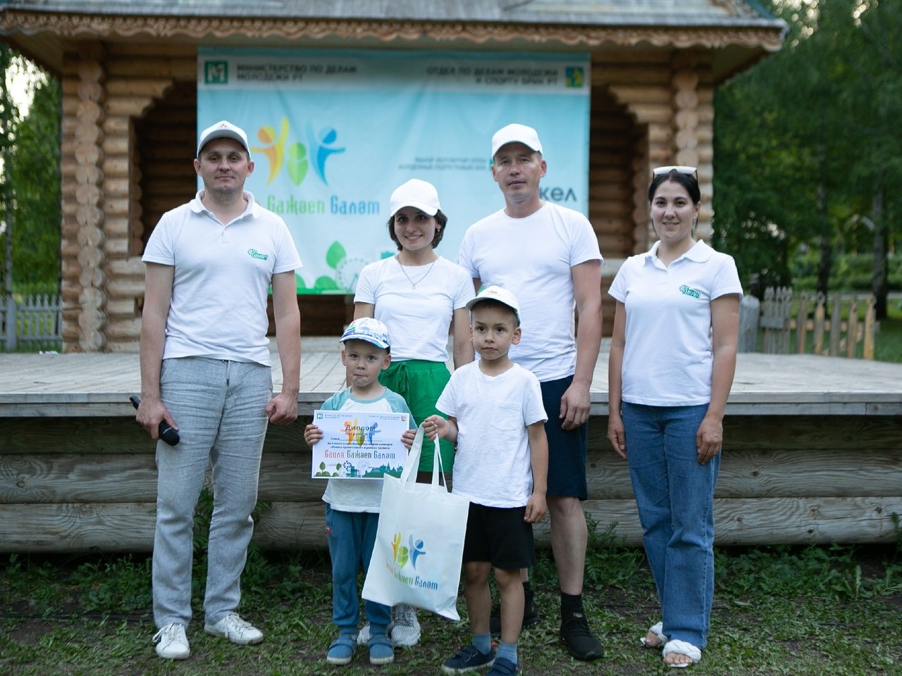 Балтач гаиләләре каршылыклар аша узды (фото)