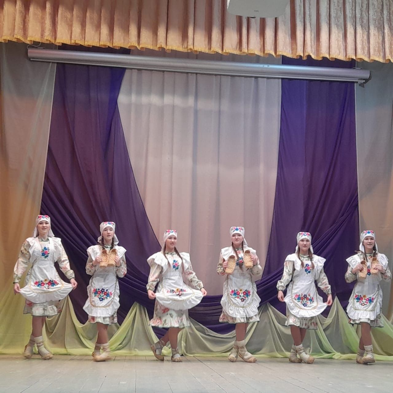 «Созвездие — Йолдызлык» фестиваленең муниципаль турлары дәвам итә (бик күп фото)