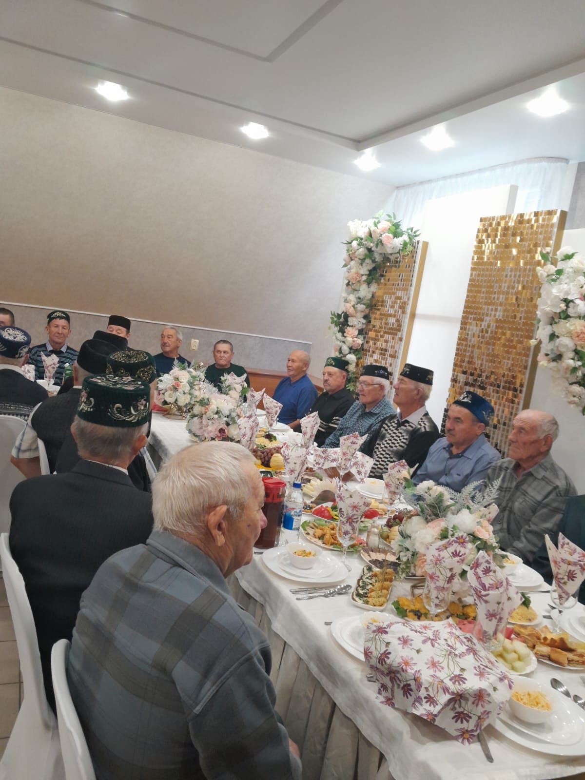 «Балтачагрохимсервис» һәм «Сельхозхимия» җәмгыятьләре  үз өлкәннәрен зурлады (фото)