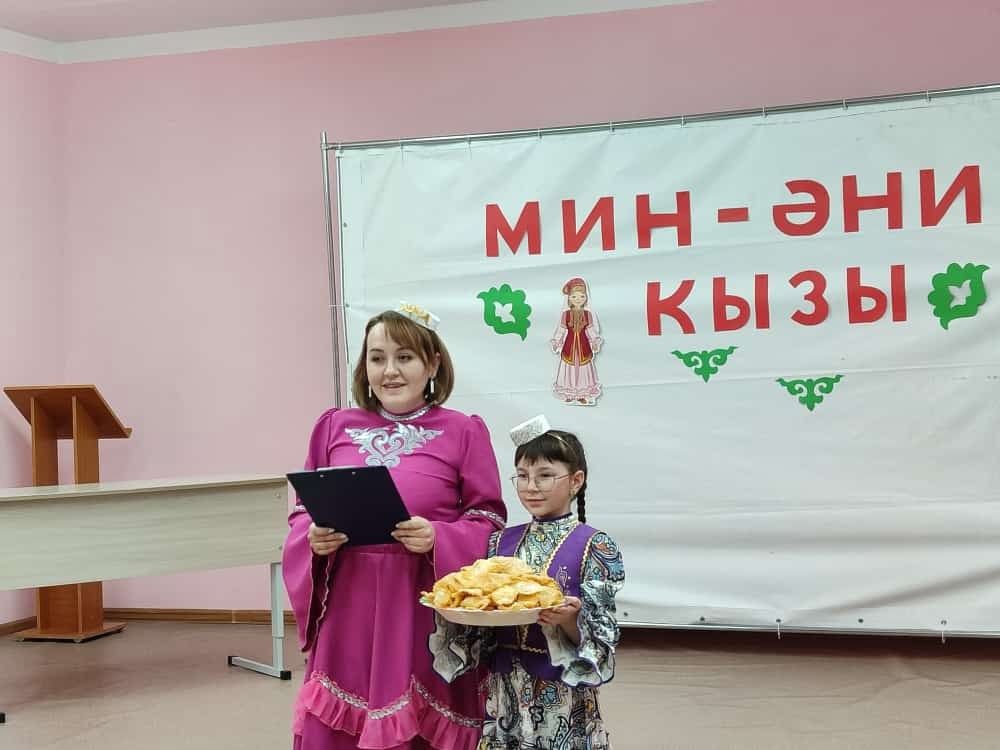 Норма мәктәбендә «Мин әни кызы» бәйгесе узды (+фото)