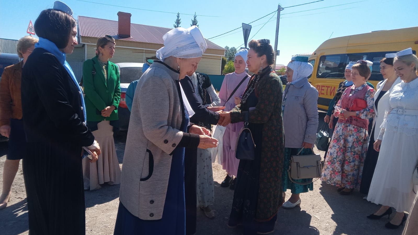 Бүген мөхтәрәм «Ак калфак»лылар кабаттан Балтачыбызны нурлый (фото, видео)