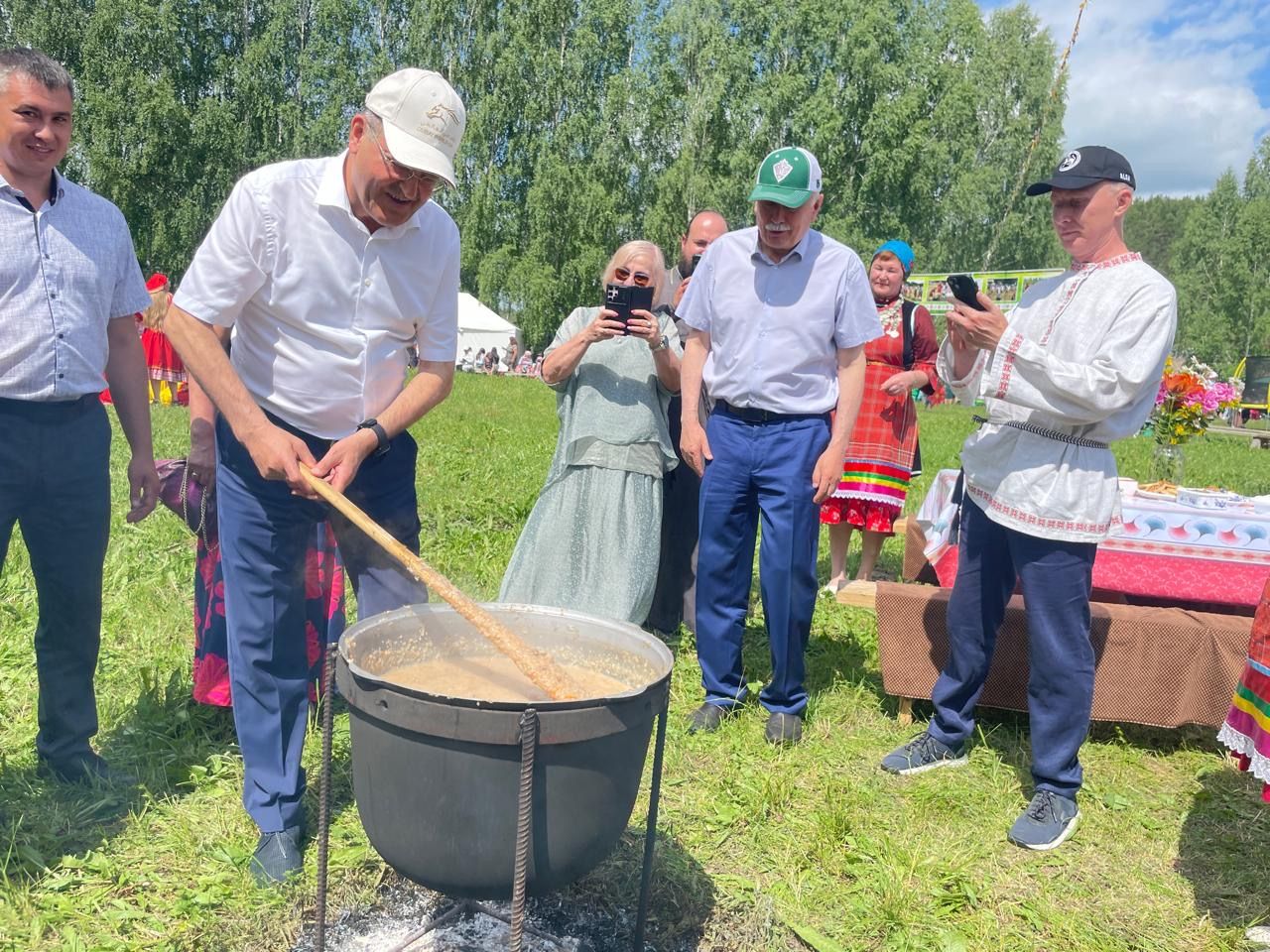 Чепьяда Гырон быдтон бәйрәме гөрли (фото)