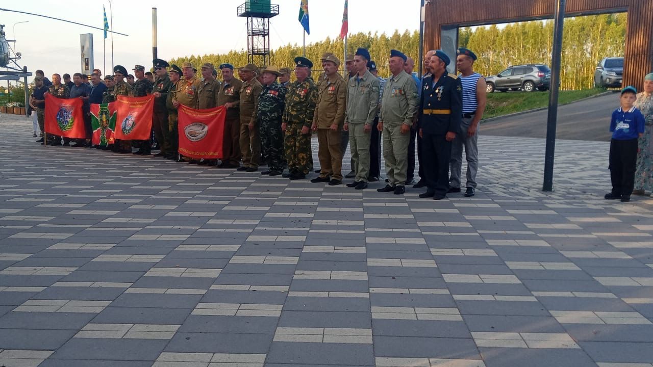 Балтачта хәрби бәрелеш ветераннары бергә җыелды (фото)