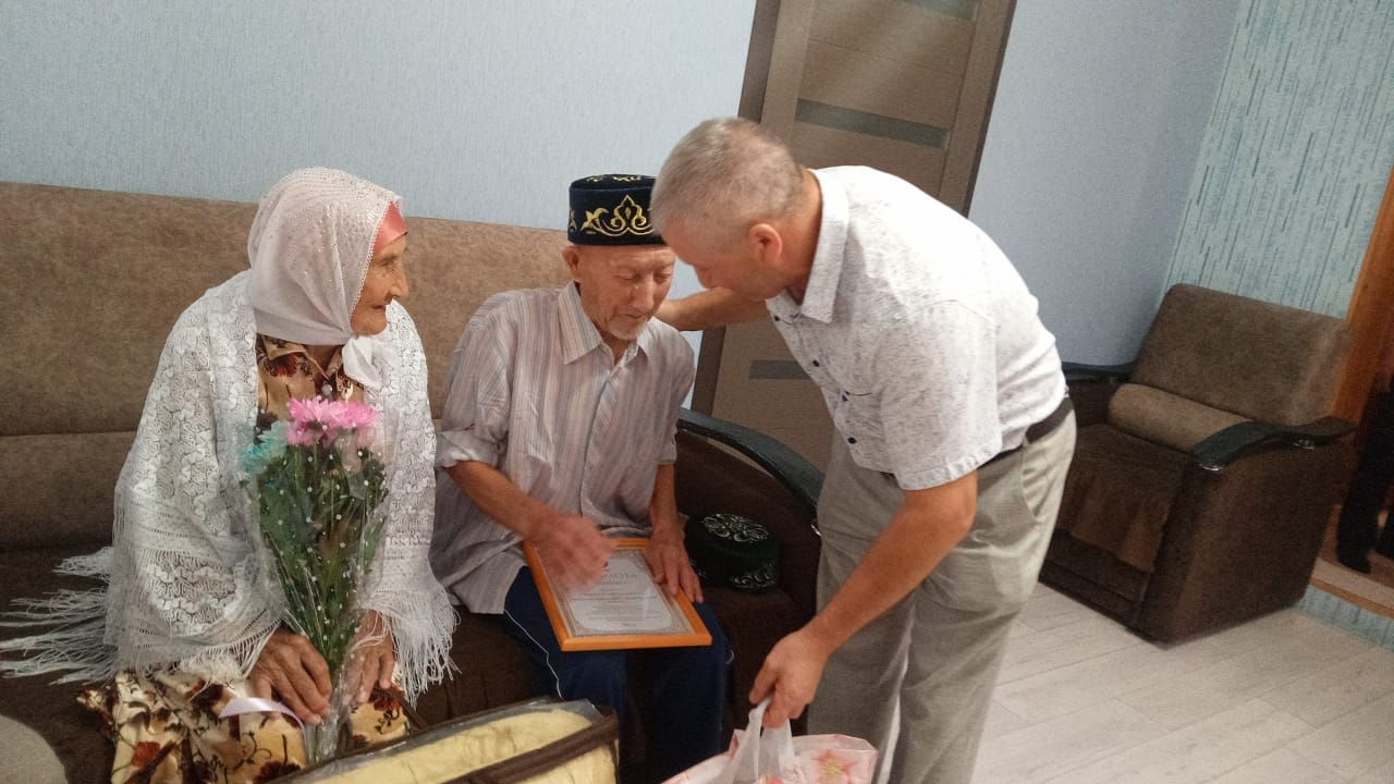 «Мәхәббәт һәм тугрылык өчен» дип аталган медаленә Исхаковлар гаиләсе лаек булды. Котлыйбыз! (фото)