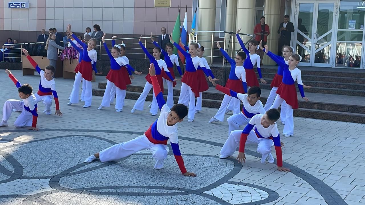 Мәгариф хезмәткәрләренең август конференциясе пленар утырышы (фото)