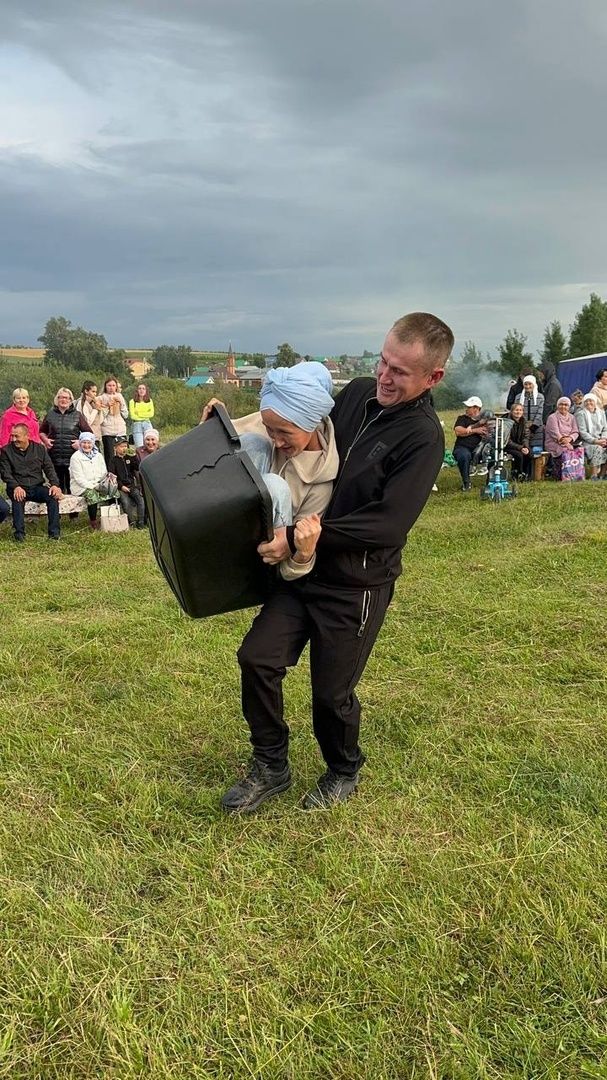 Чапшарда «Гаилә – дәүләт нигезе»дип исемләнгән бәйрәм узды (фото)