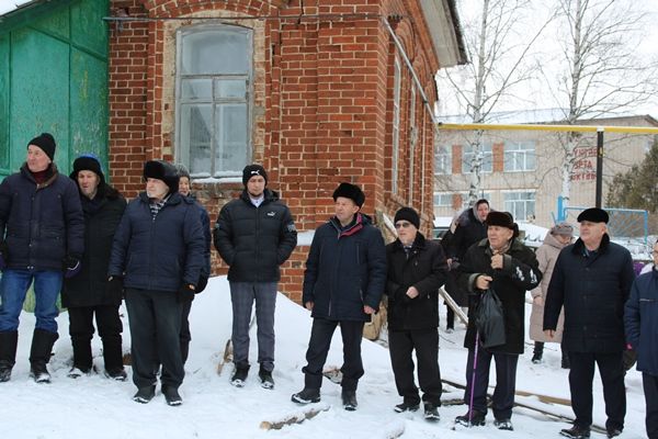 Бүген Түнтәр авылында кызлар өчен салыначак мәдрәсәгә нигез ташы салынды